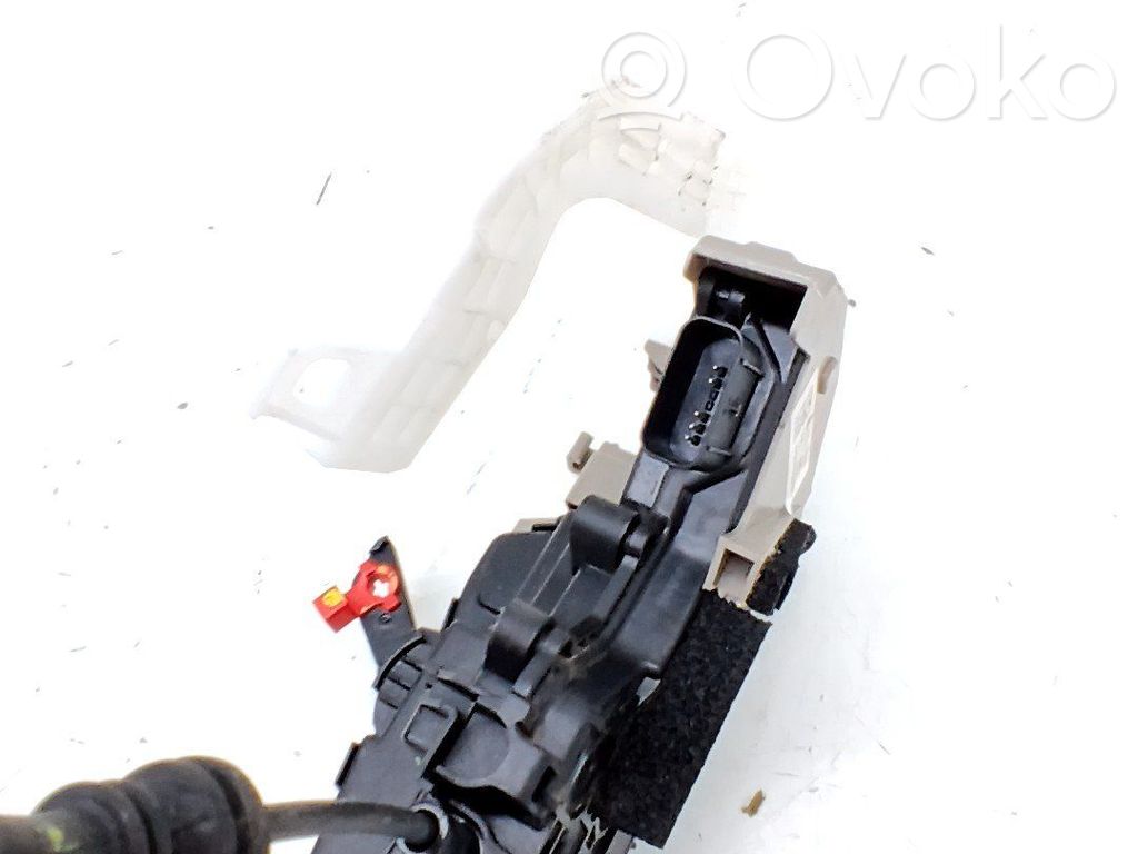 Cerradura de puerta trasera   81420J7000
