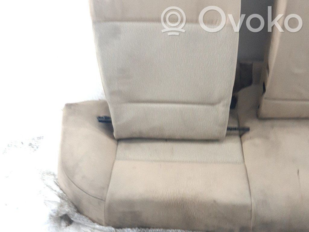 Siège arrière   52207133818