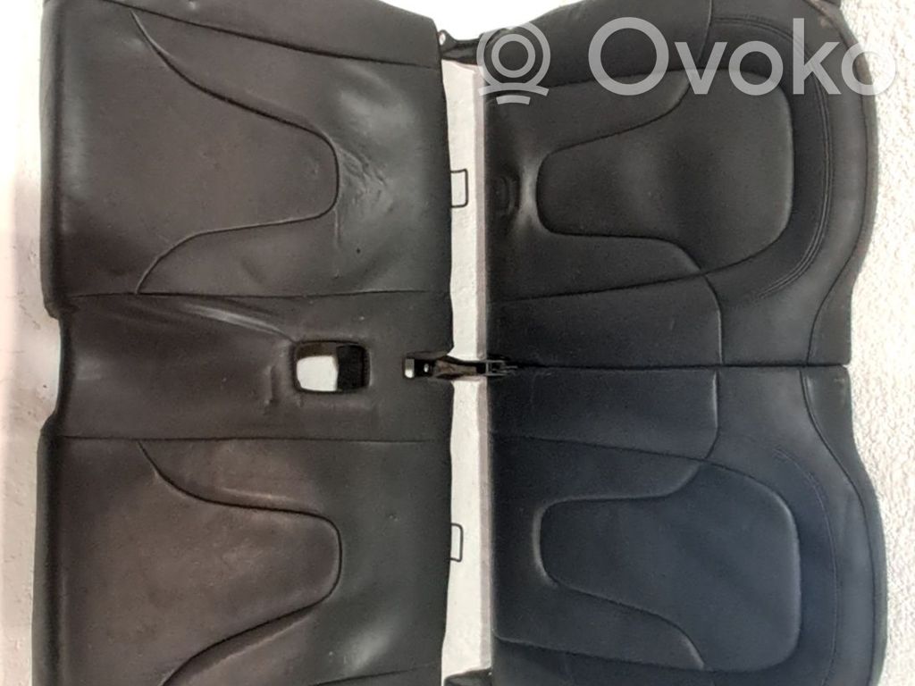 Audi 100 C1 Asiento trasero 