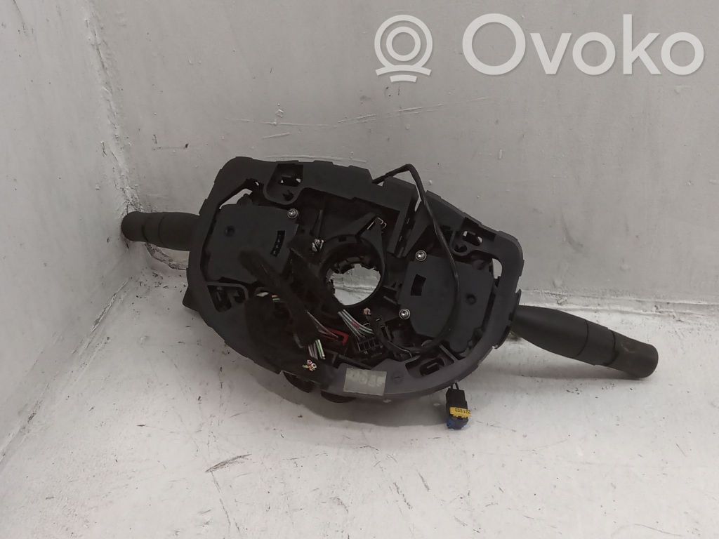 Renault Megane II Boutons / interrupteurs volant 