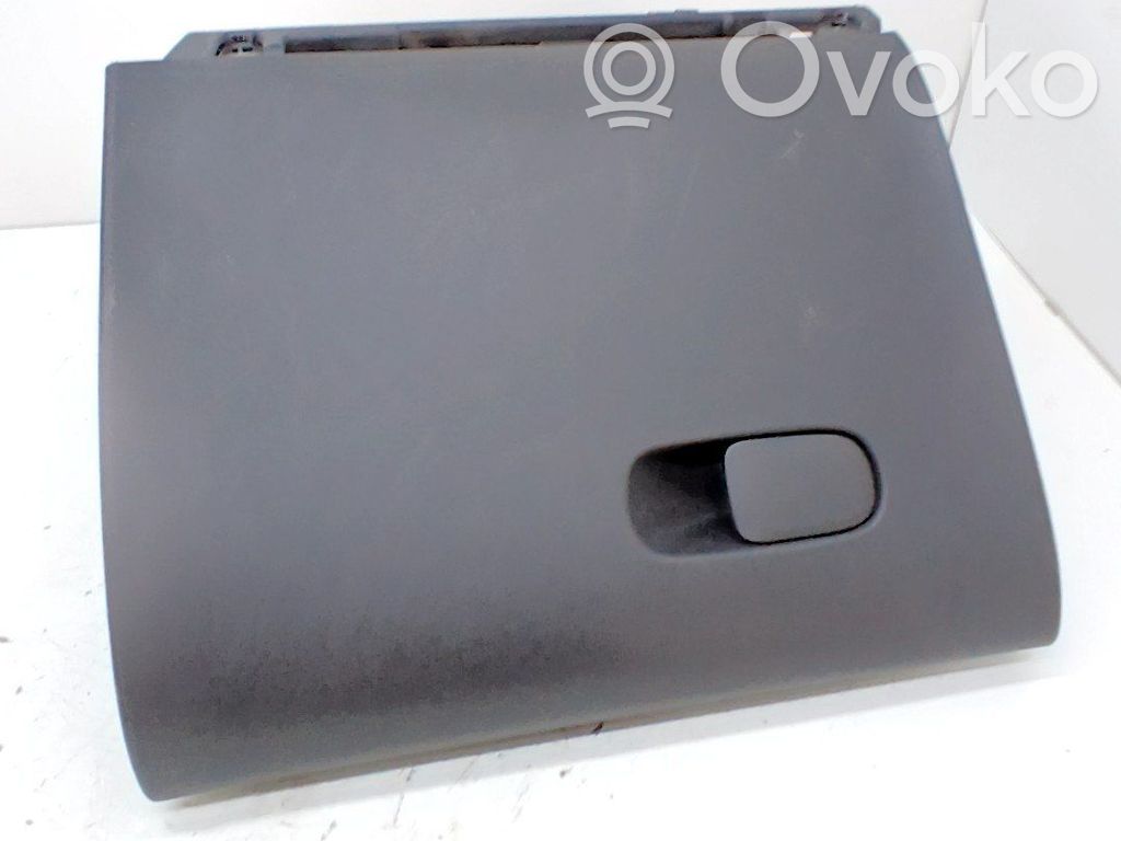 Guantera   98124973ZD