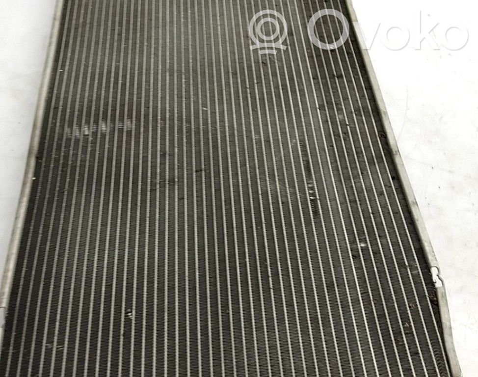 Radiatore di raffreddamento   1680410280
