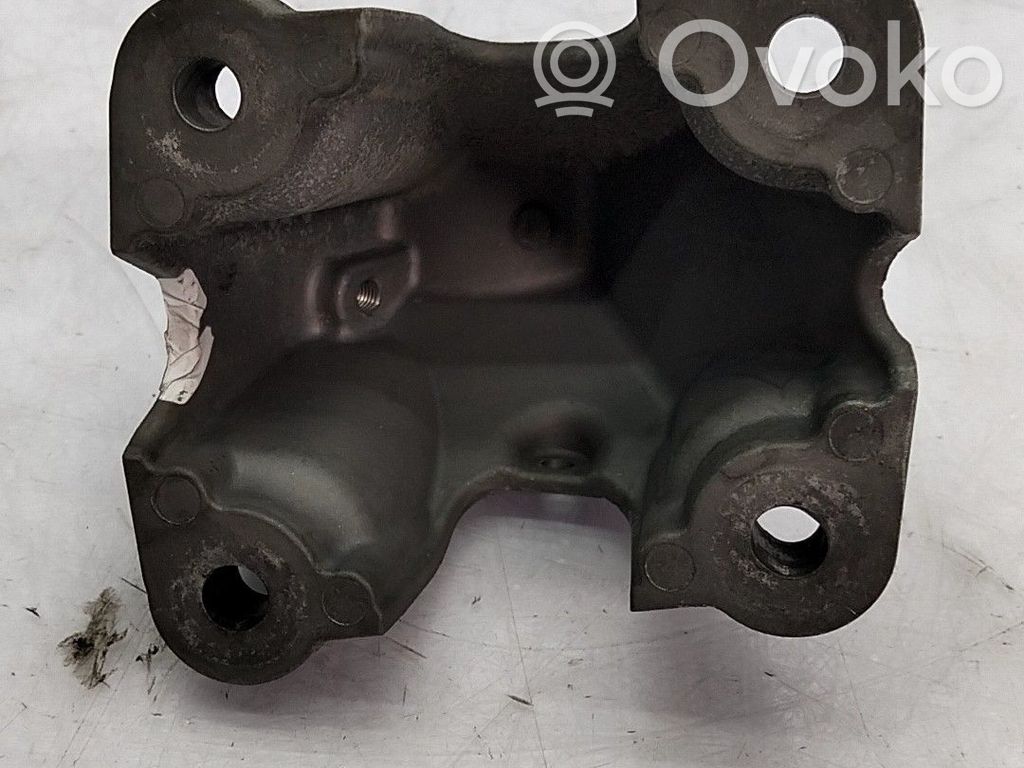 Jaguar XF Engine mount bracket 