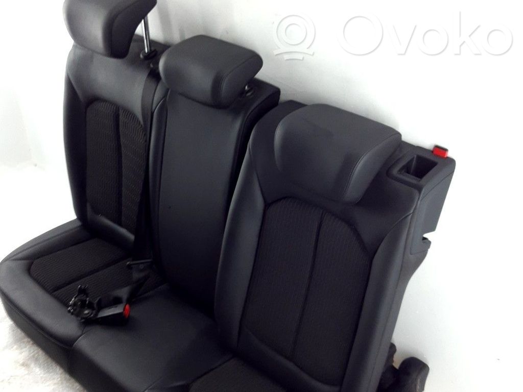 Asiento trasero   5Q0885305C,8V0885375G
