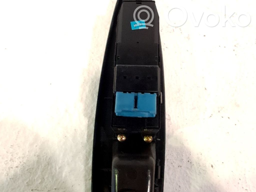 Chevrolet Nubira Electric window control switch 