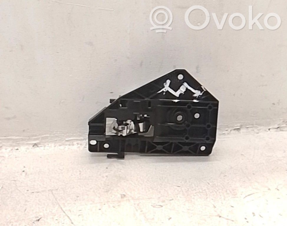 Manecilla interna puerta trasera   C2D4093,8X2322601BD