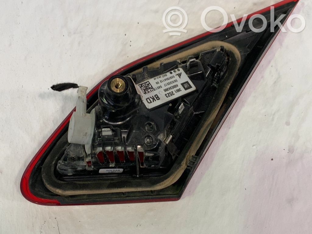 Opel Corsa E Takavalon polttimo 