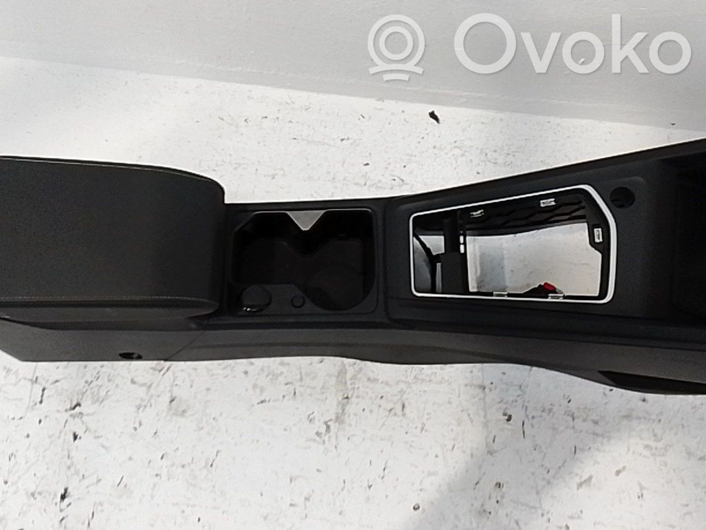 Volkswagen Golf VIII Cassetto/ripiano 