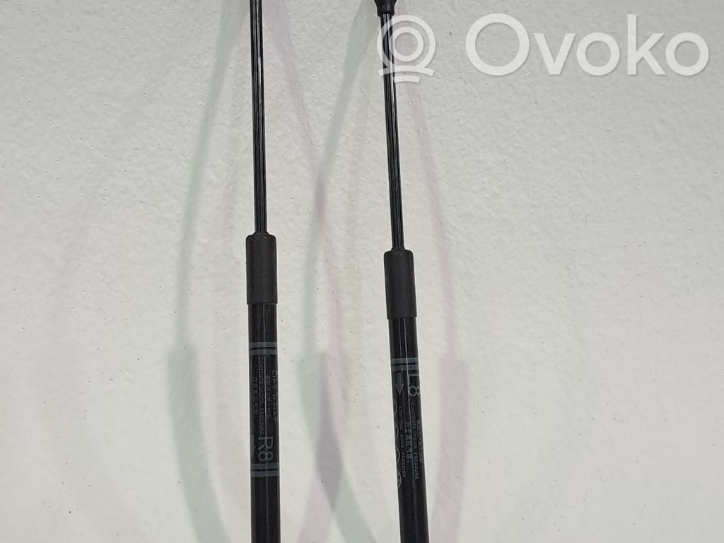 Toyota Yaris Alte piese de sub caroserie 