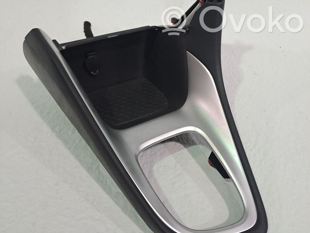 Toyota Yaris Inne części podwozia 