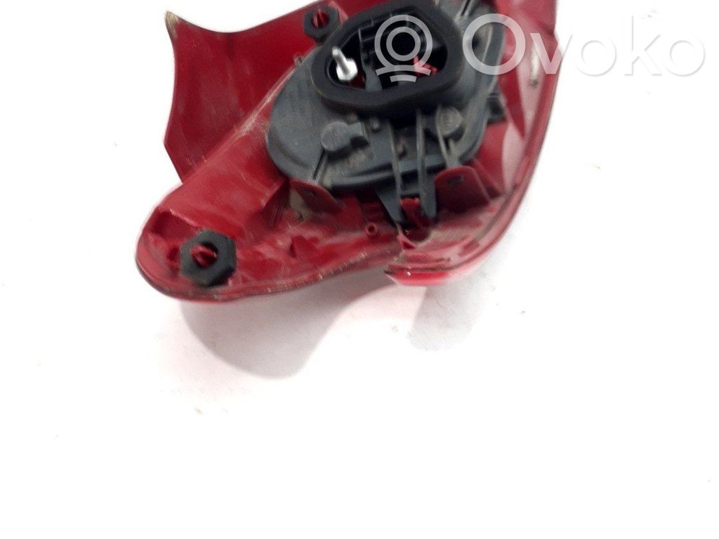 Peugeot 208 II Ampoule, feu stop / feu arrière