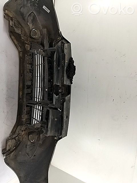 Dacia Dokker Parachoques delantero 