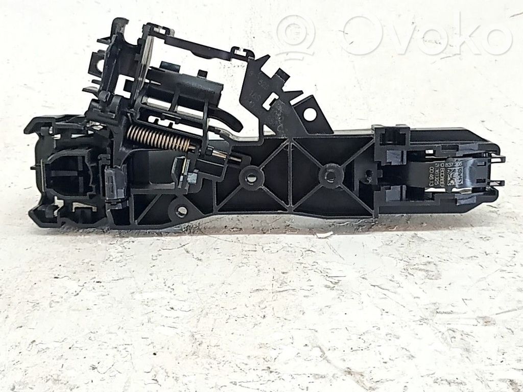 Volkswagen Golf VIII Maniglia esterna per portiera posteriore 
