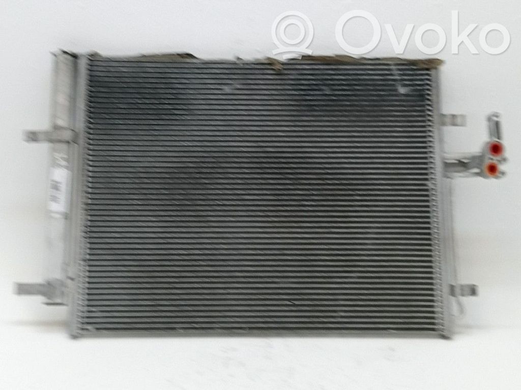 Ford Mondeo MK IV Radiateur condenseur de climatisation
