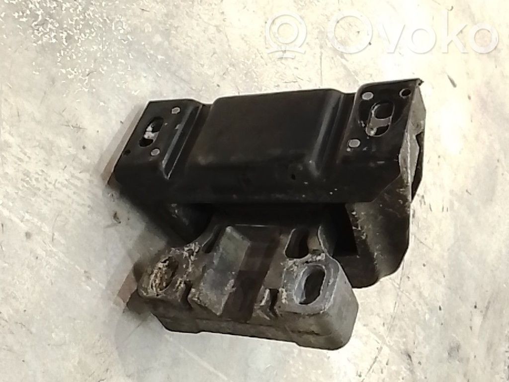 Audi A3 S3 8L Engine mount bracket 