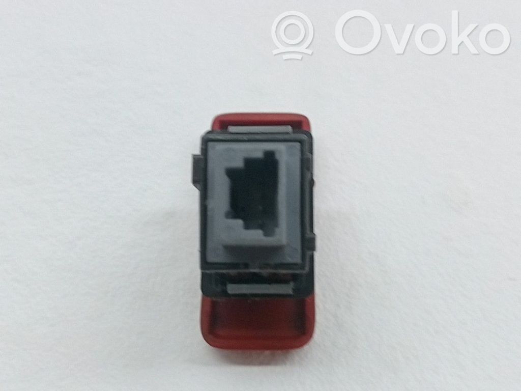 Toyota Auris 150 Interruttore luci di emergenza