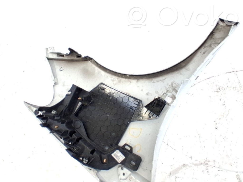 Arche d'aile avant   A4538811300