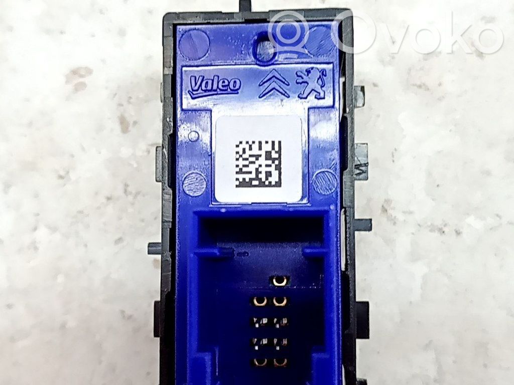 Modul de control caroserie central   98088536ZD