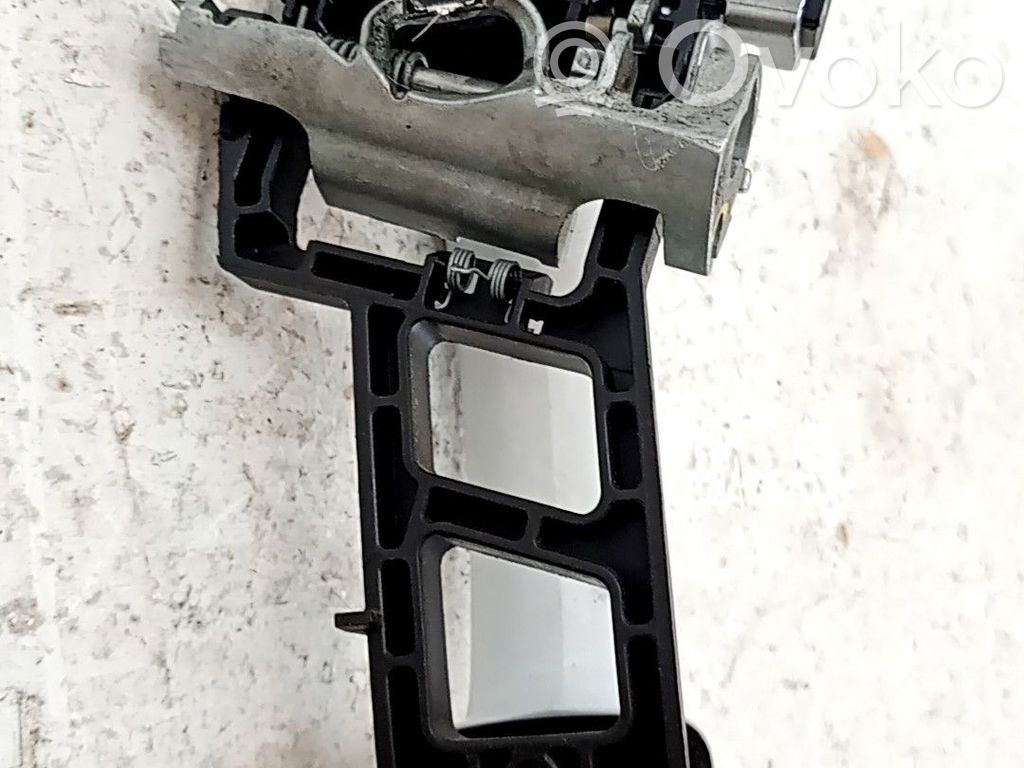 Ford Transit -  Tourneo Connect Manecilla externa puerta delantera 