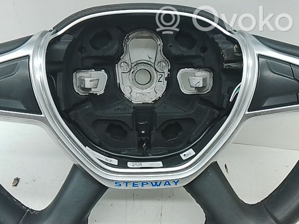 Volant   484007478R
