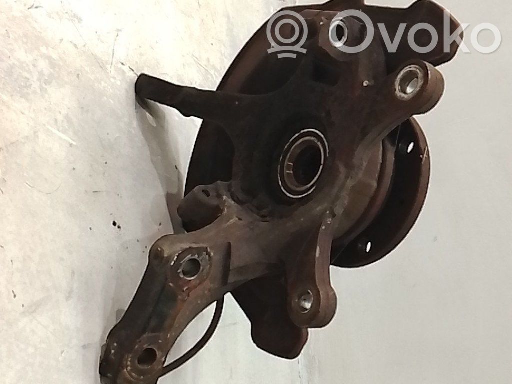 Achsschenkel vorne   4511162J10000