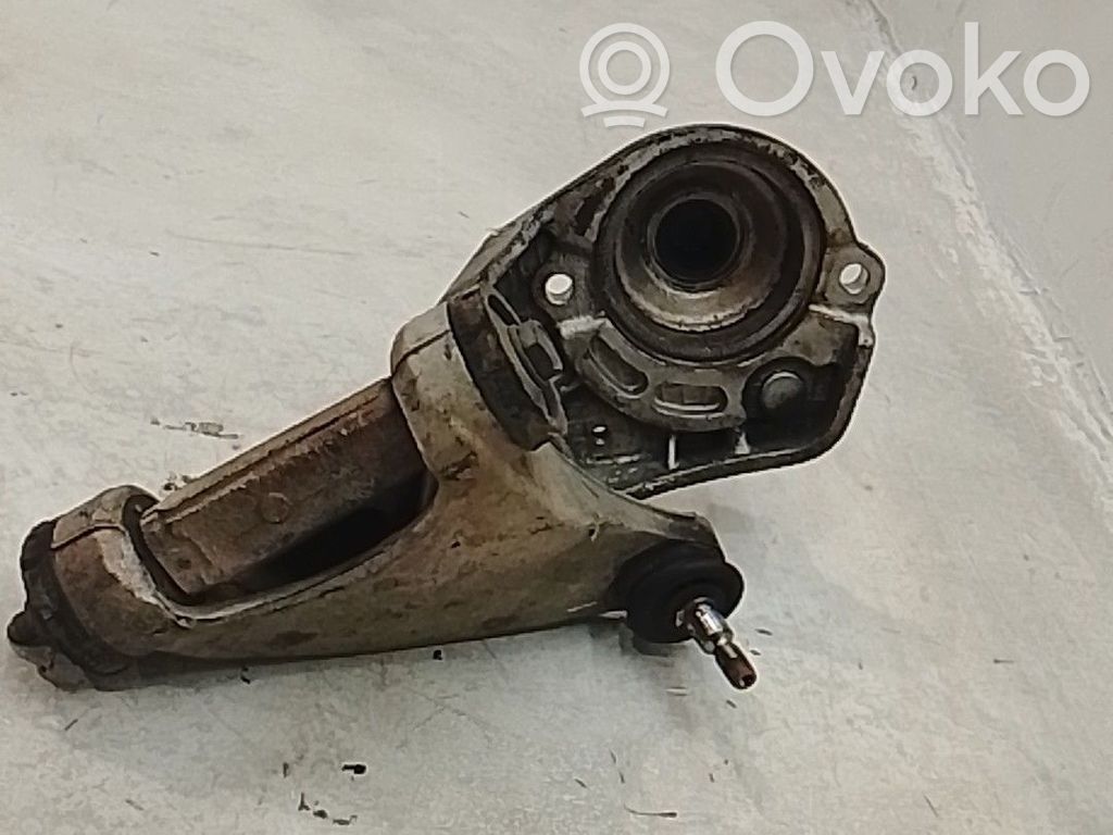 Alfa Romeo 147 Basculă superioară față