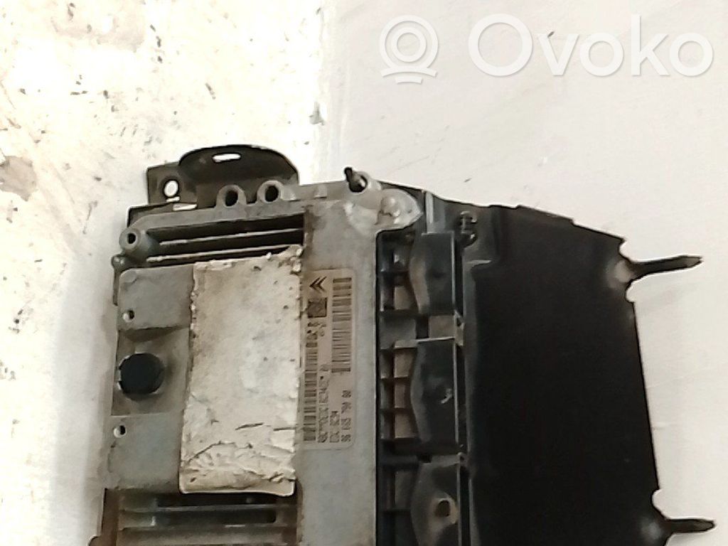 Peugeot 206+ Engine control unit/module ECU 