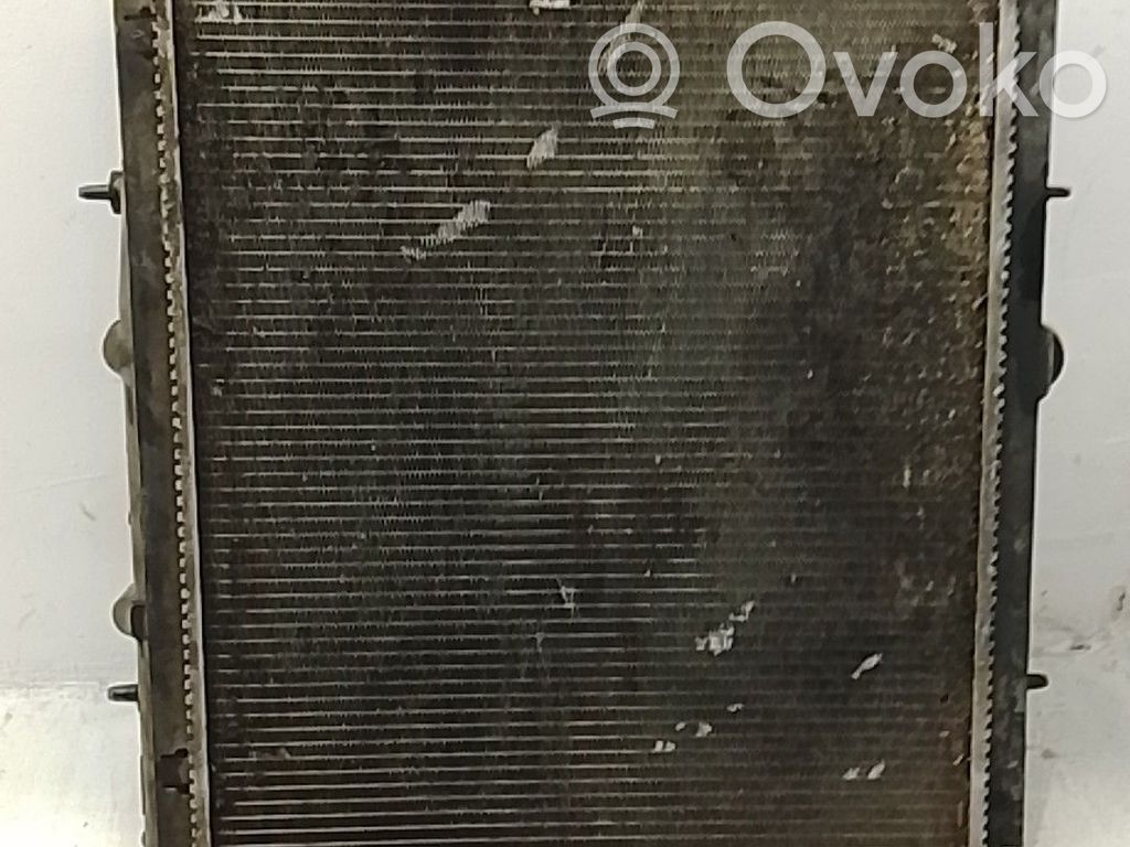 Peugeot 807 Radiateur de refroidissement