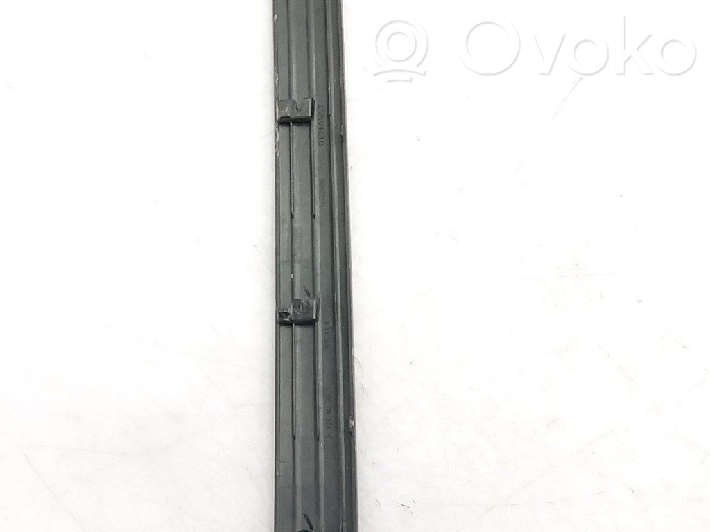 Muotolista   777465904R