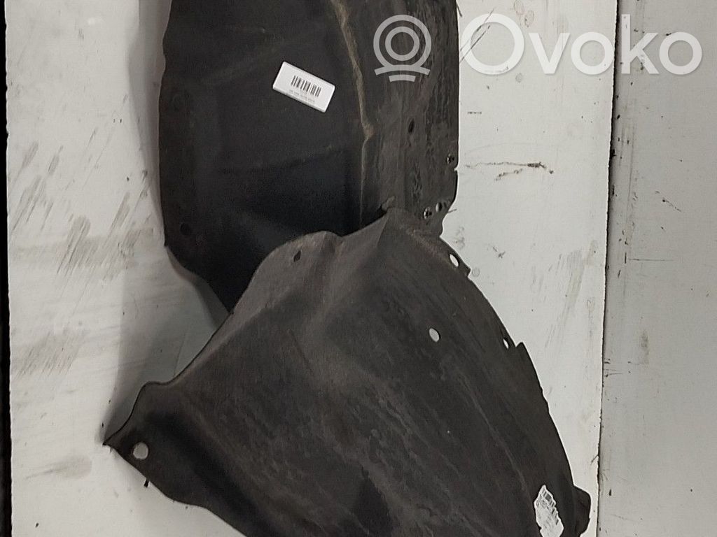 Renault Kangoo II Rivestimento paraspruzzi parafango posteriore 
