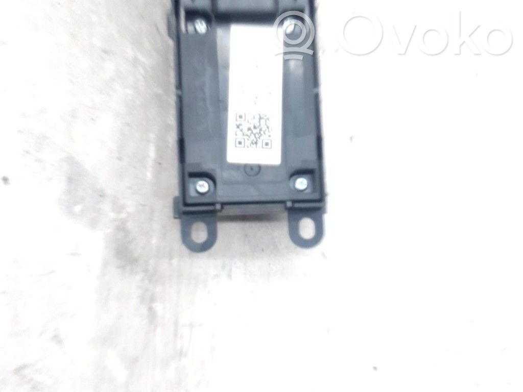 Interruptor del elevalunas eléctrico   31453232