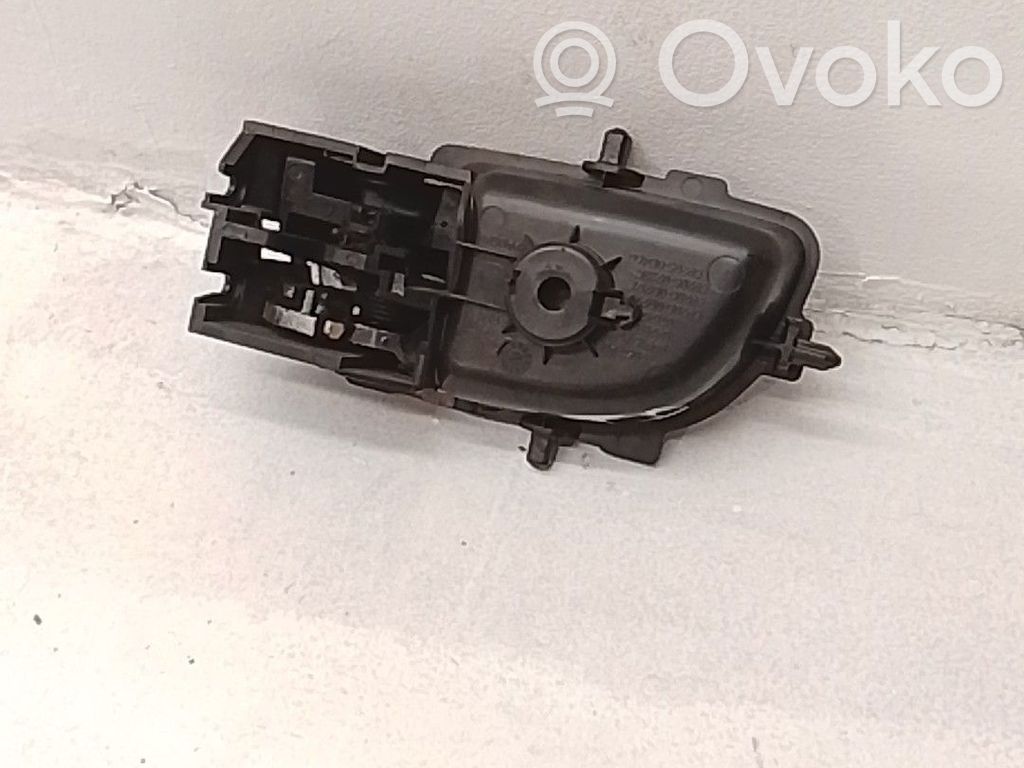 Manecilla interna puerta trasera   692050D201B0