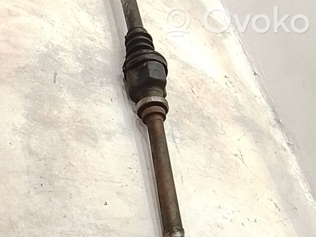 Peugeot 206 Arbre d'entraînement avant