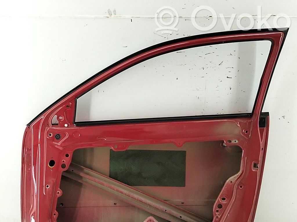 Puerta delantera   6L3831056R