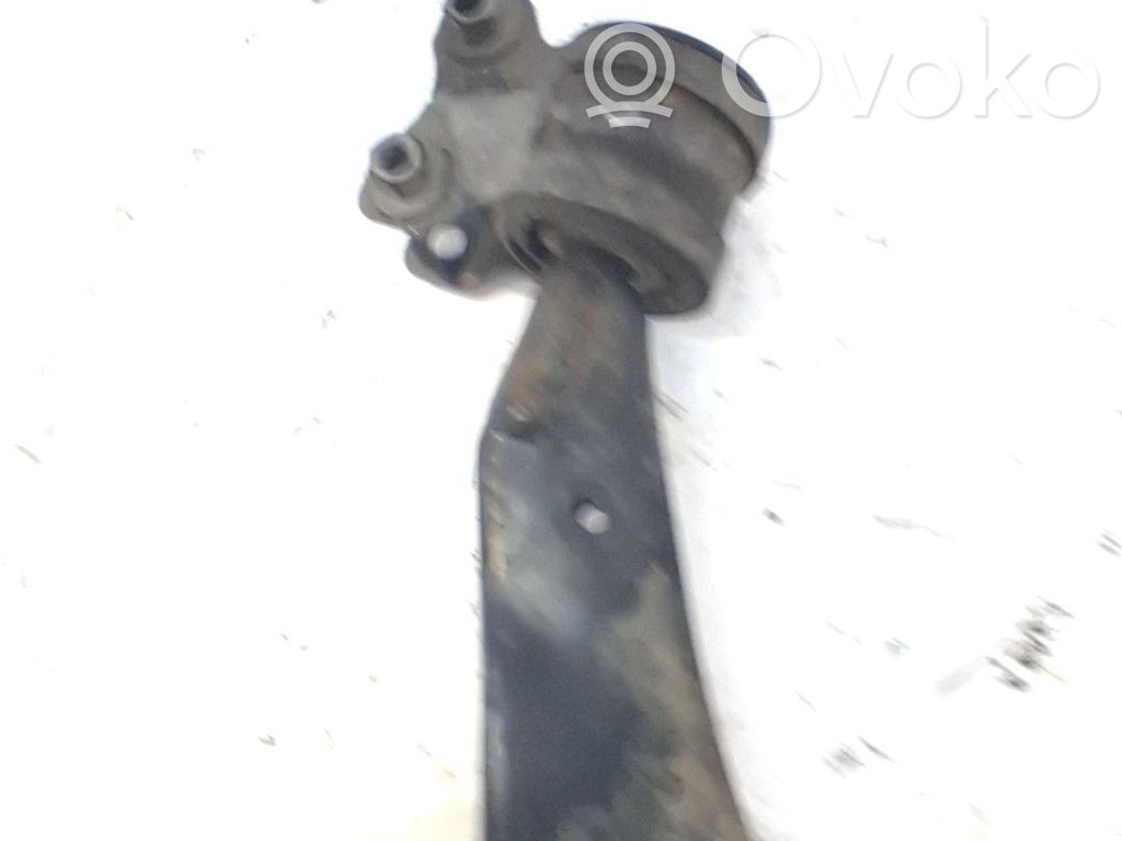 Querlenker Achsschenkel vorne   1362650,4M513A423AC