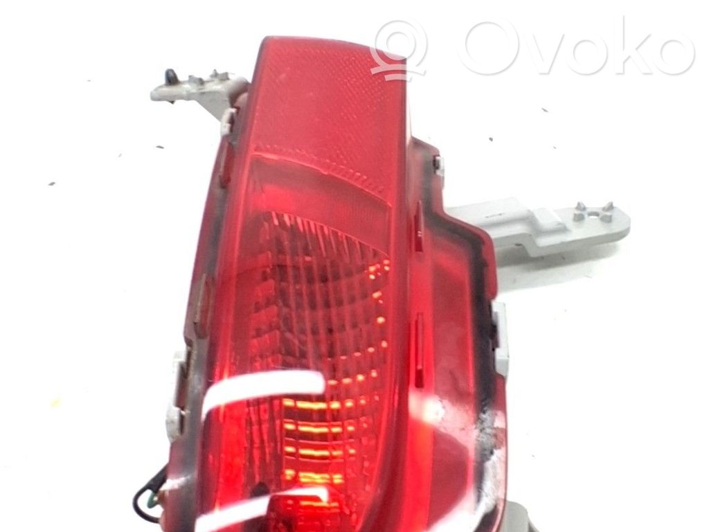 Takavalon polttimo   92406G3100
