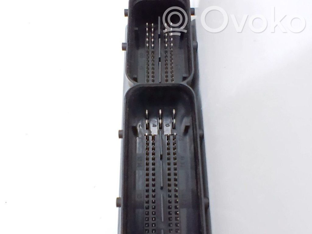 Volkswagen Polo V 6R Unitate control motor/modul ECU 