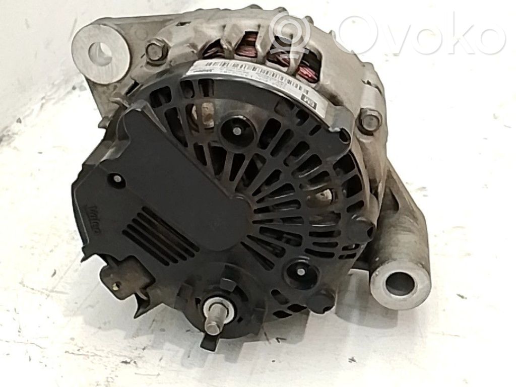 Opel Astra J Generator/alternator 