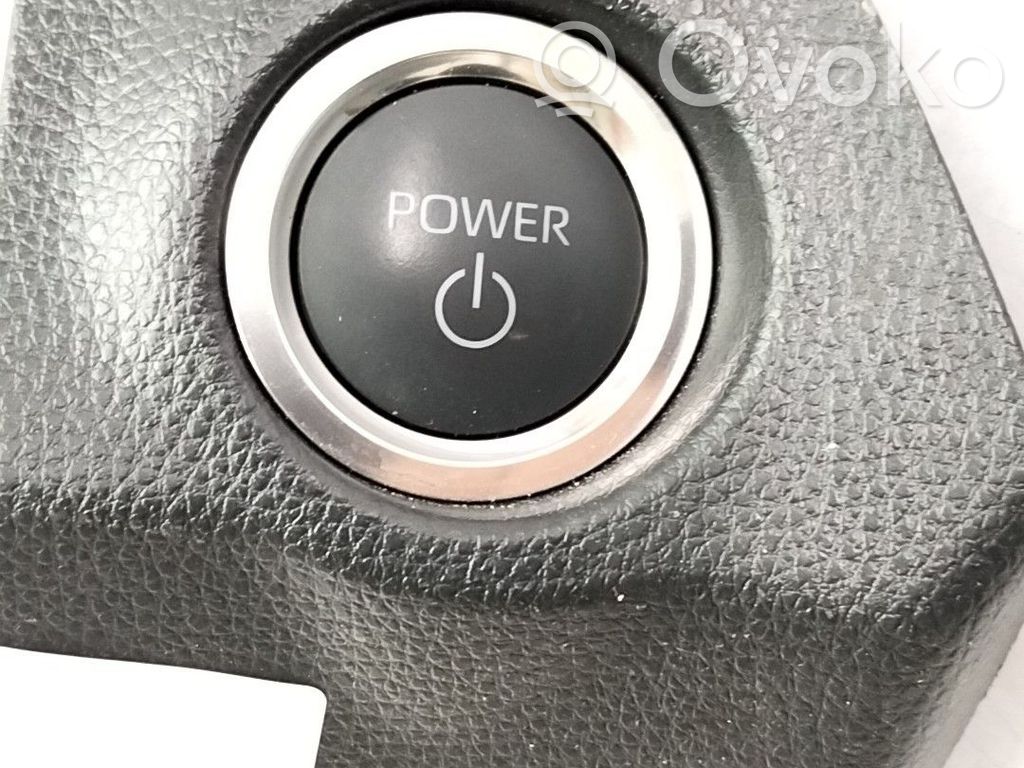 Toyota RAV 4 (XA40) Interruttore a pulsante start e stop motore 