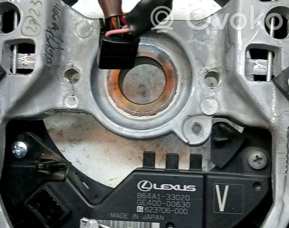 Lexus UX Ohjauspyörä 