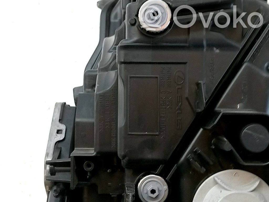 Lexus UX Lampa przednia 