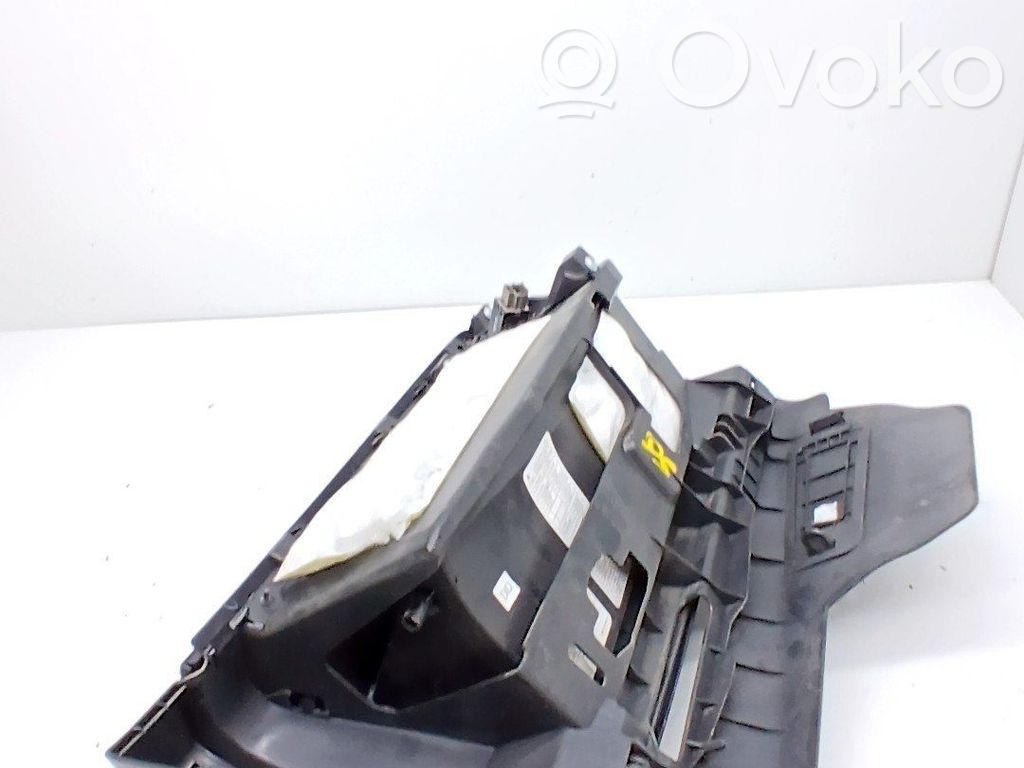 Guantera   685004KJ5A