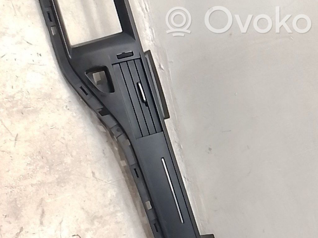 Other dashboard part   16069478ZD