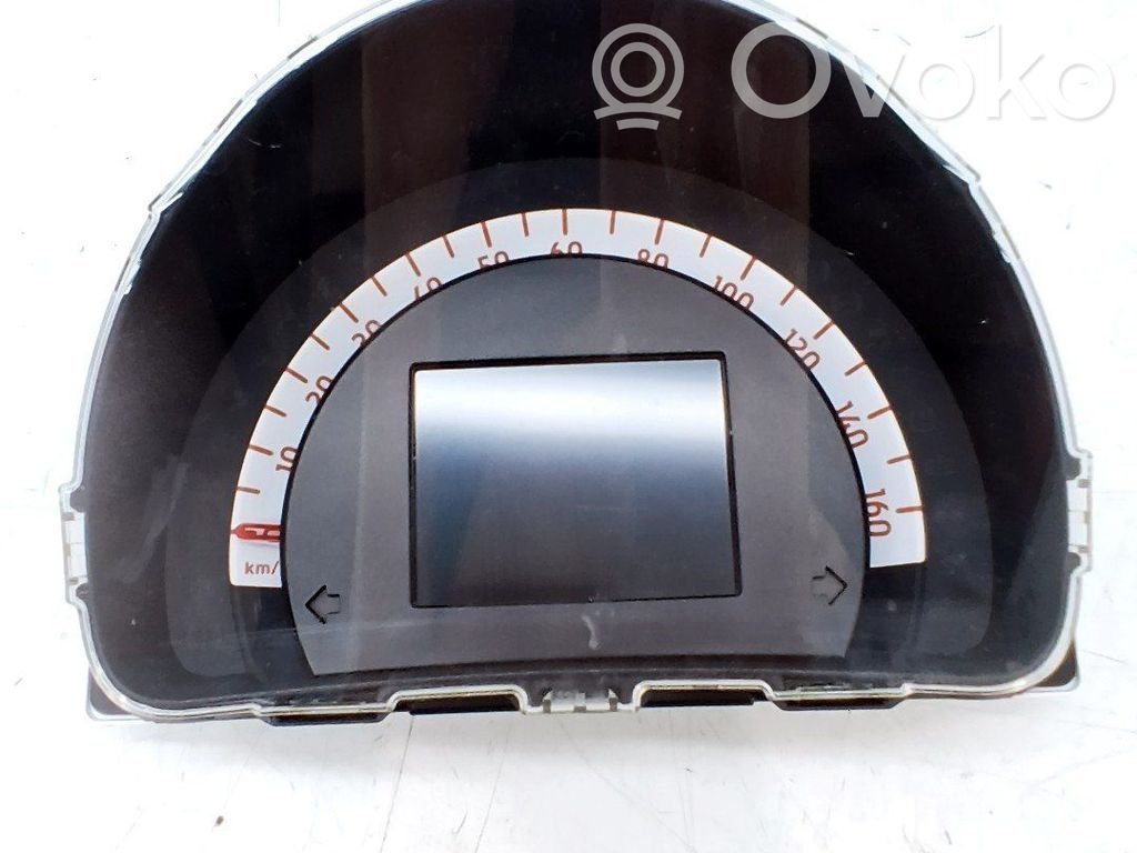 Smart ForTwo II Nopeusmittari (mittaristo) 