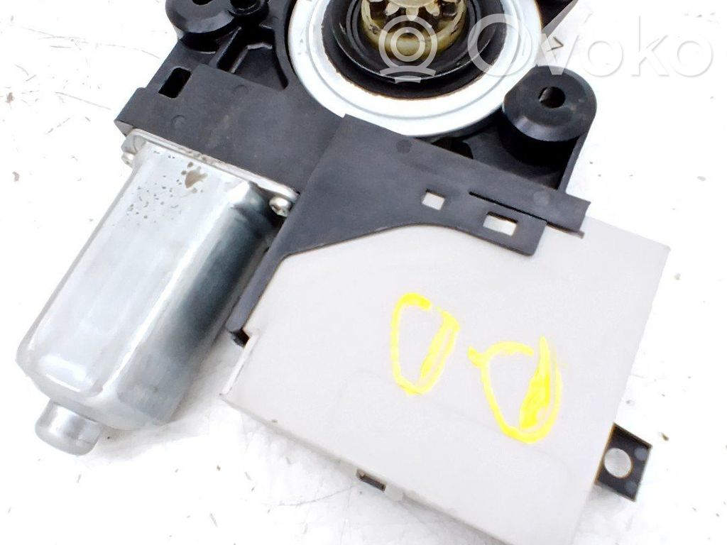 Ford Kuga I Silnik regulatora szyby drzwi przednich 