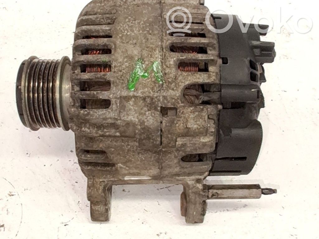 Lichtmaschine   06F903023F