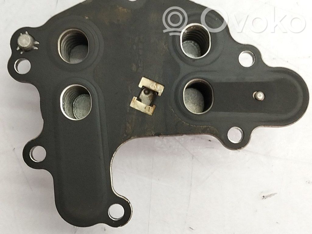 Citroen C4 I Radiatore dell’olio del motore