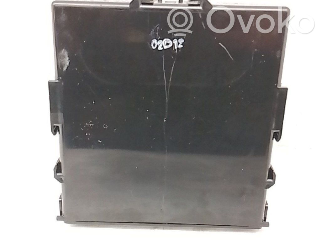 Steuergerät   89990F4190