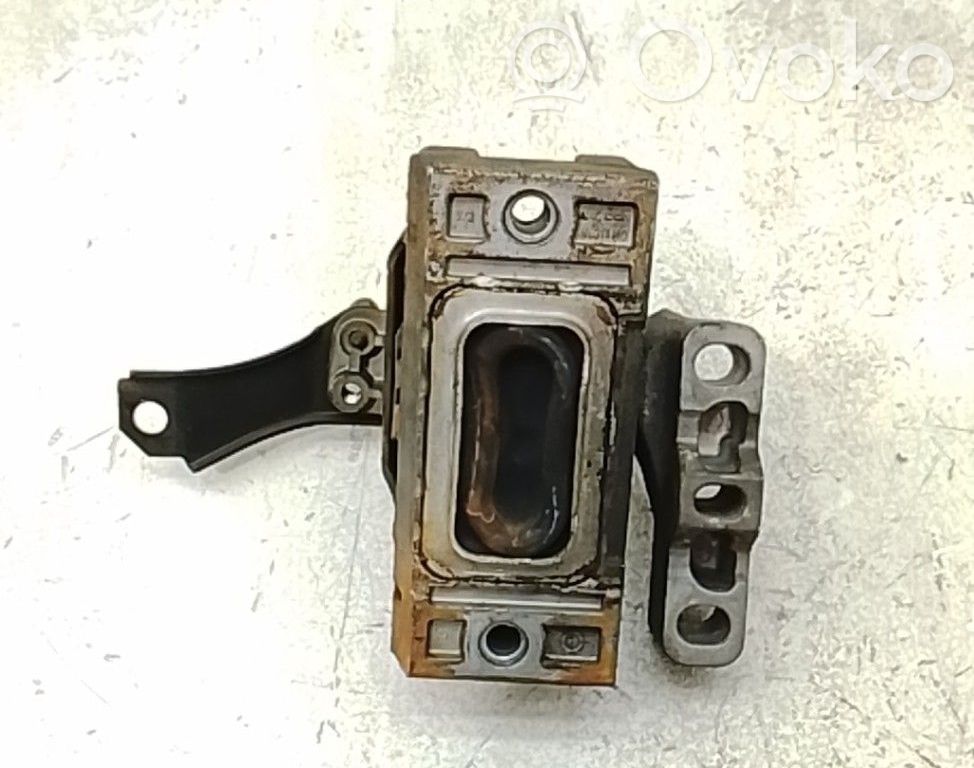 Moottorin kiinnikekorvake   1J0199262BE