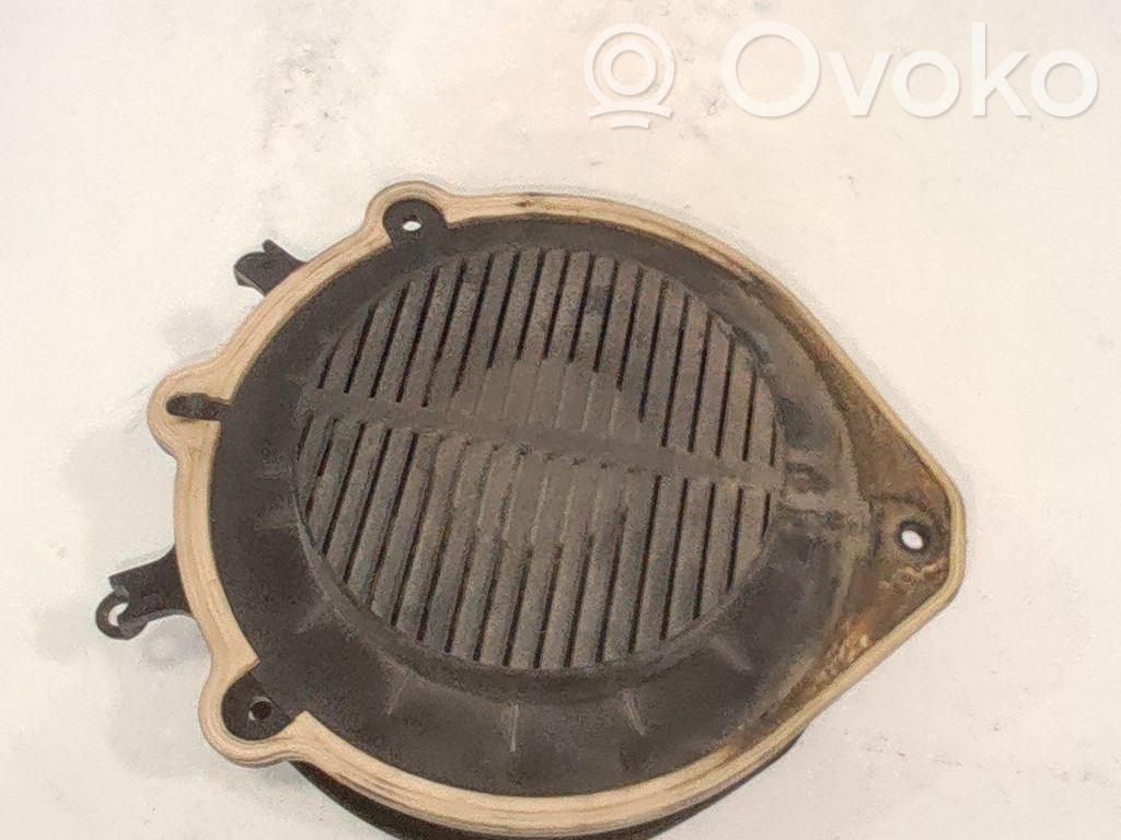 Altavoz de la puerta delantera   8E0035411